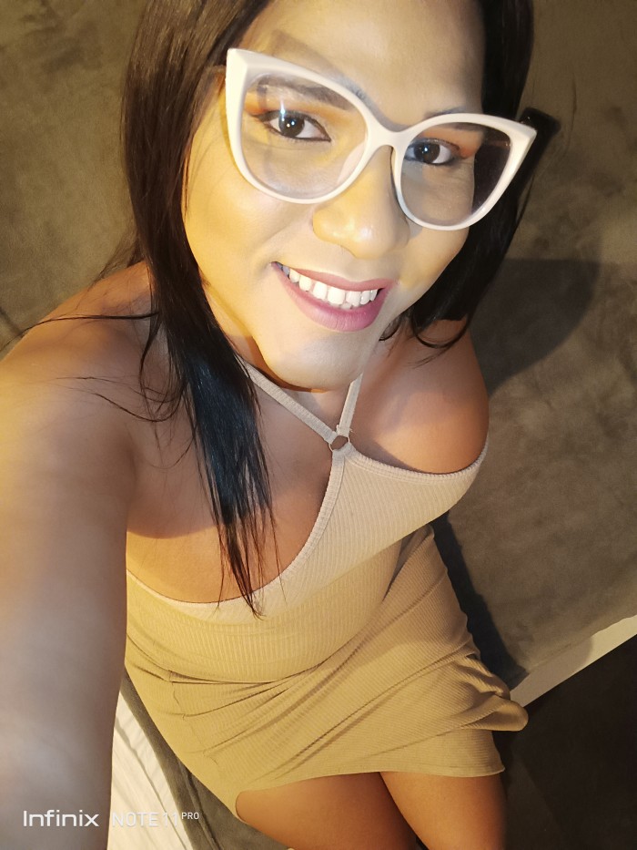 Rachels Trans Latina Cachonda Fogosa Disponible En Bcn