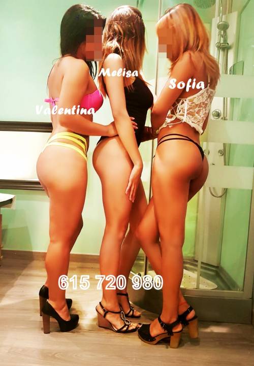 3 AMIGAS COMPLACIENTES Y BESUCONAS *J31