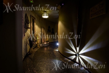 SHAMBALA ZEN LES DESEA FELIZ NAVIDAD THAI