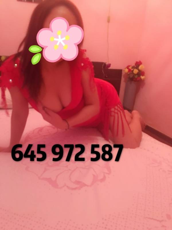 LINDA ASIÁTICA MAMADORA FACE-FUCK 645972587