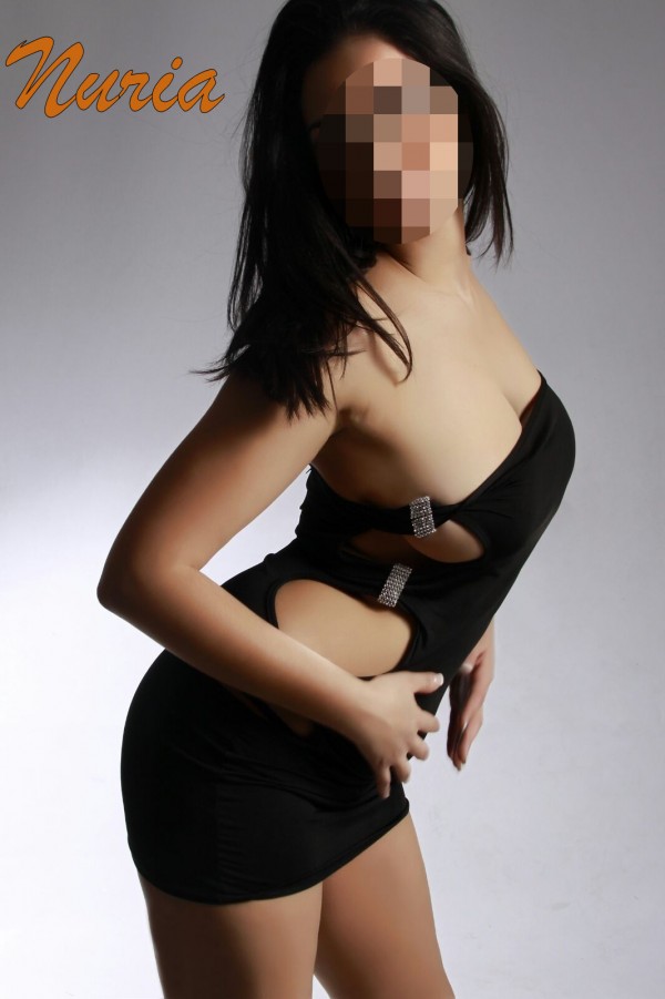 NENITAS MUY CALIENTES… EN CANOVELLES 938494895