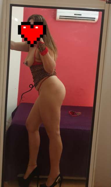 MADURITA TETAS DE JOVENCITA JUGUETONA