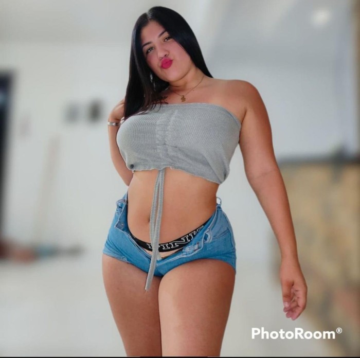 CHUPONA EXPERTA DISPUESTA AL BUEN SEXO