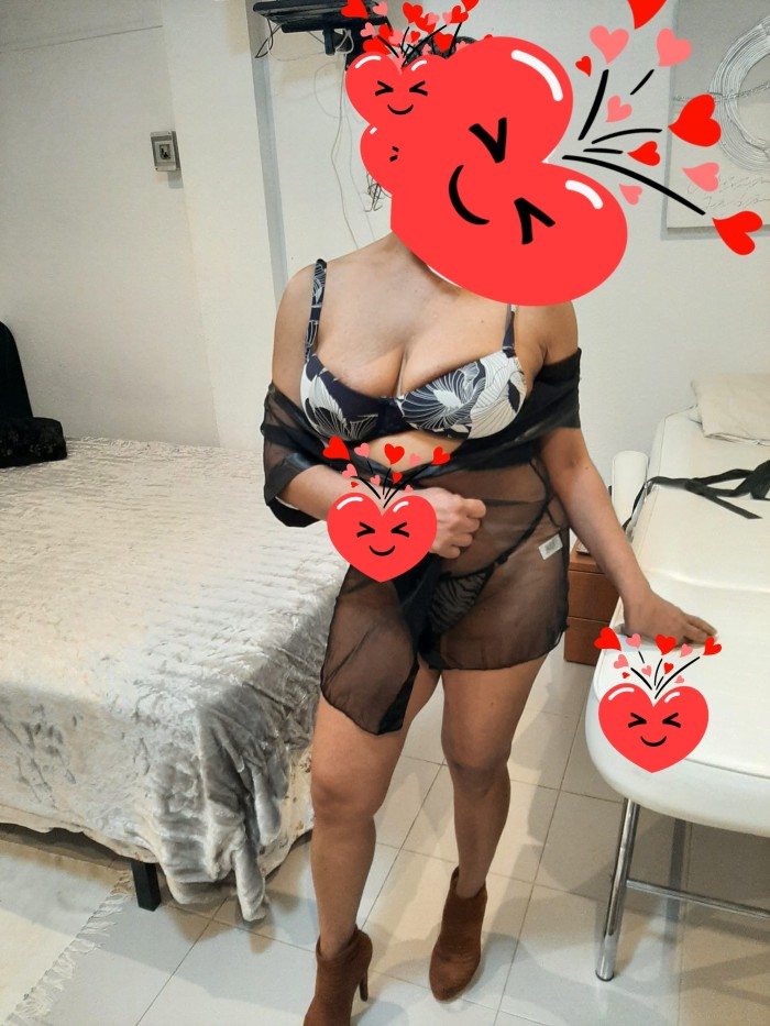 Escort  independiente  mulata  erotica  salida  a