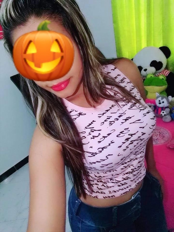 colombiana cachonda