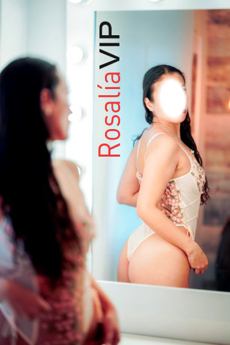 Rosalía, modelo VIP exótica y sensual