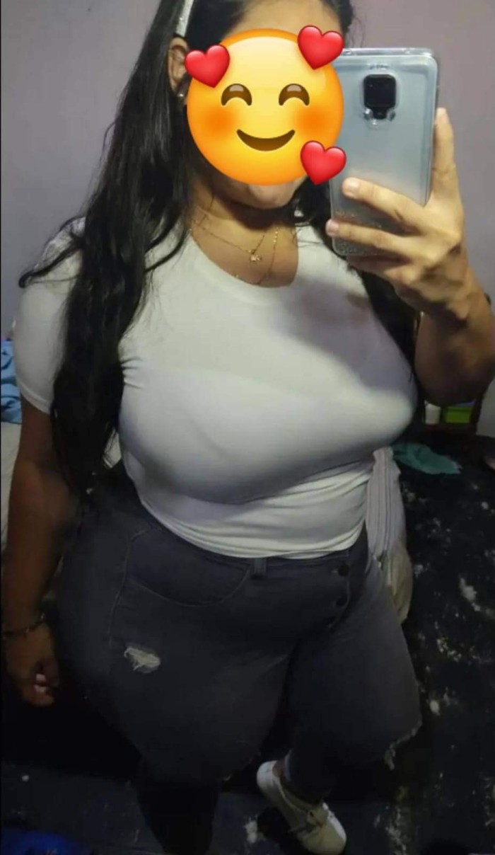 Sexy gordita con ganas de sexo