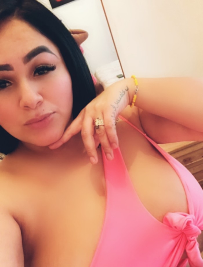 ESCORT PROFECIONAL COMPLETA ENCANTADORA