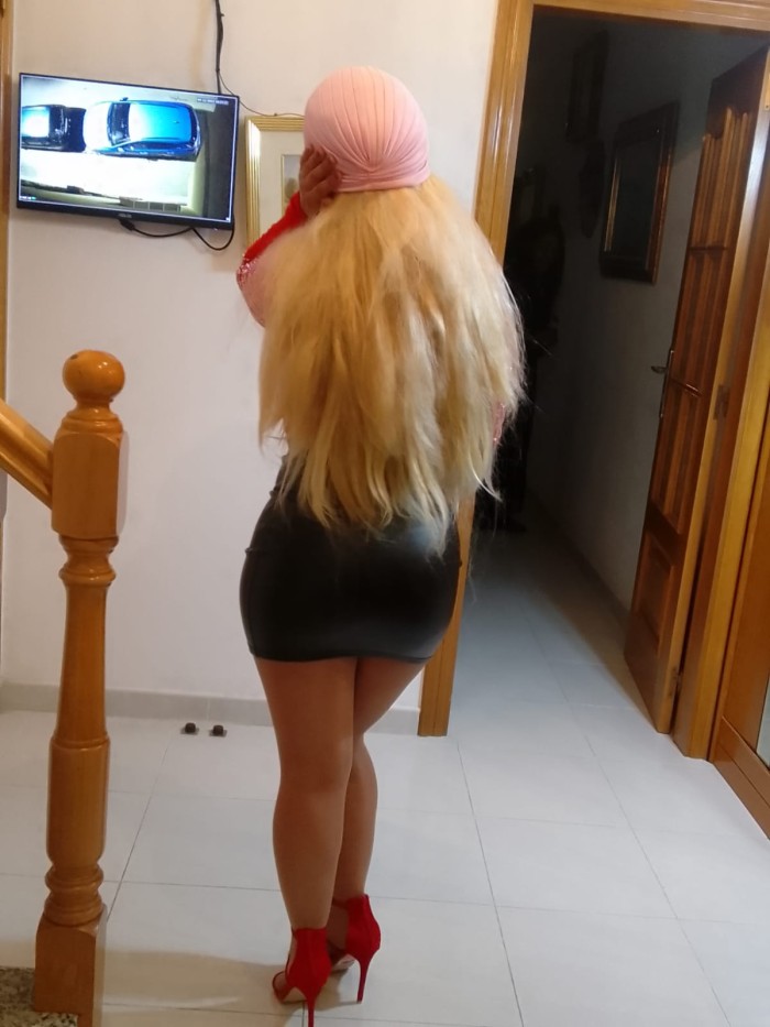 Alexandra Sabadell besos griego masaje sexo