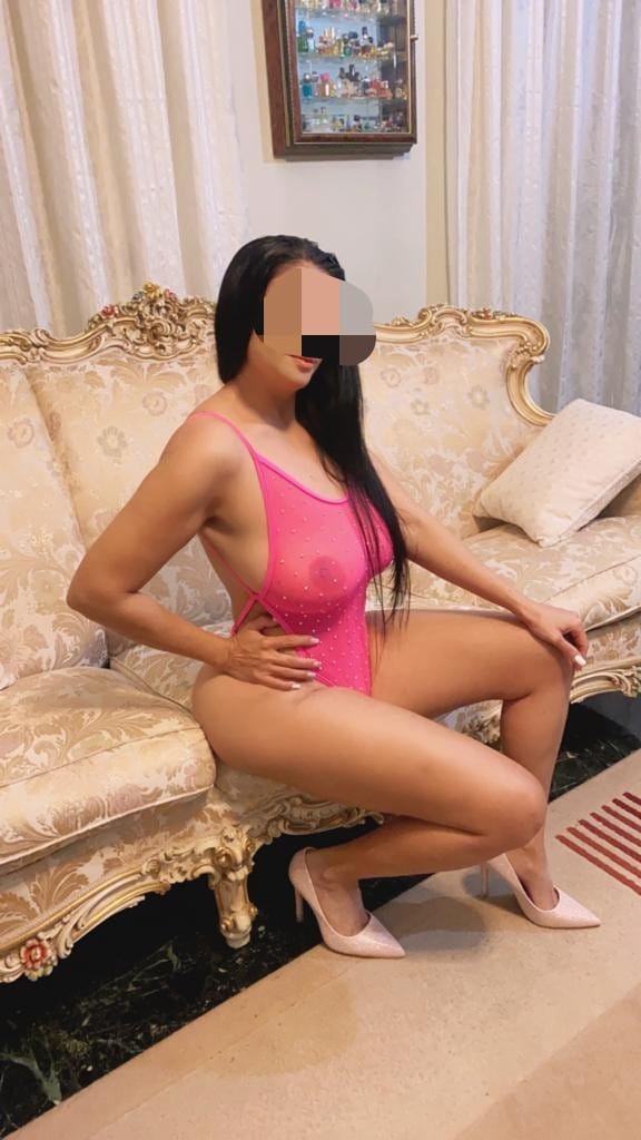 LAS MAS CALIETNES Y SENSUALES DAMAS DE COMPAÑIA