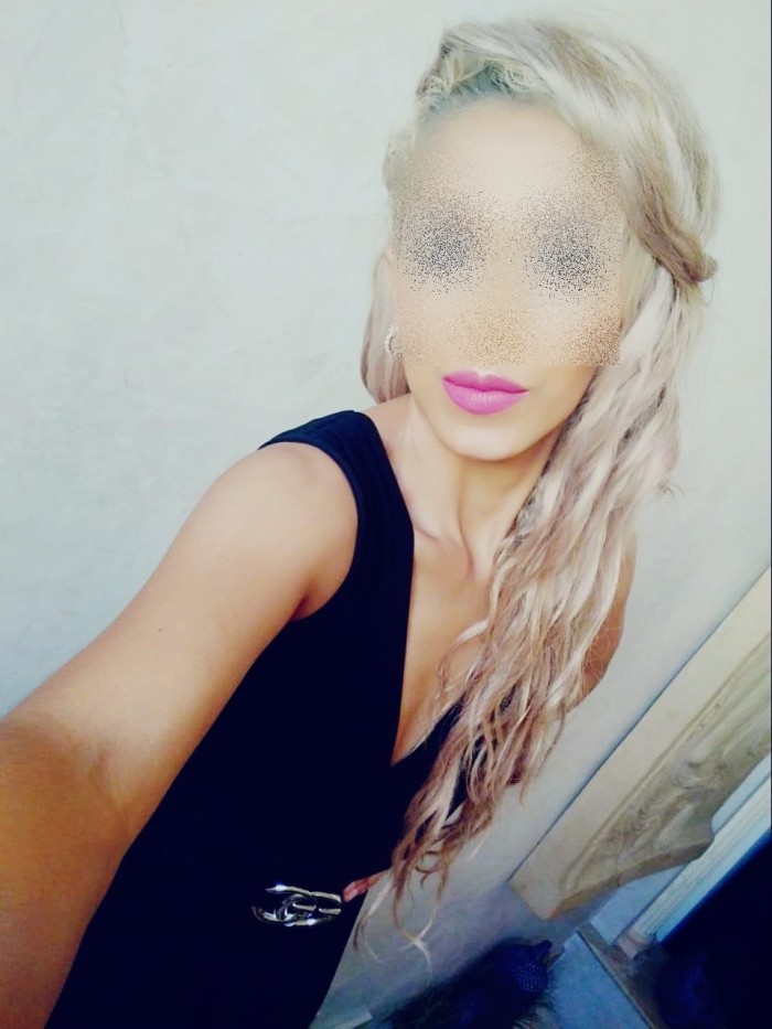 M* SOY UNA RUBIA EXOTICA DIVERTIDA