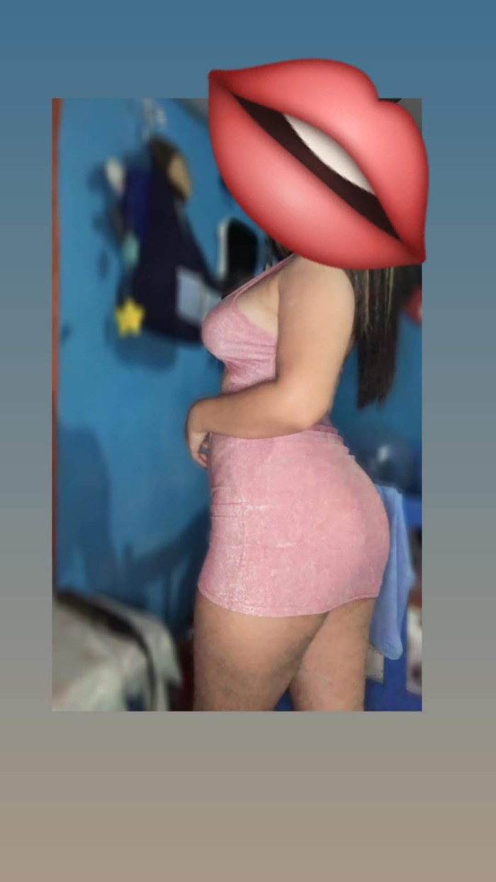 hermosa sensual jovencita latina