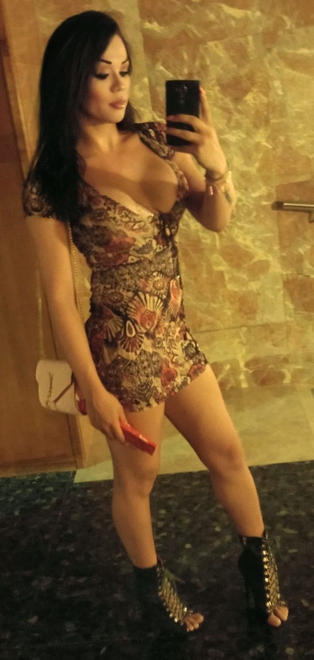 CHICA TRANS MASAJISTA NOVEDAD EN BARCELONA