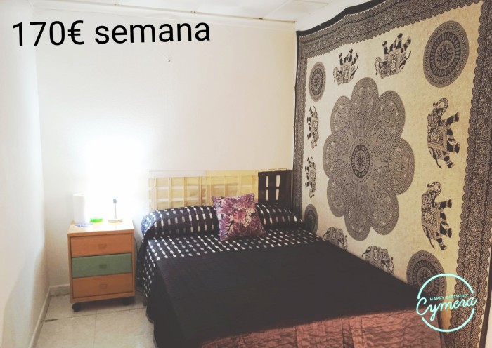 SE ALQUILA HABITACION EN CASTELLON  HOY 28 SEPTIEMBRE 170 € SEMANA A FULL