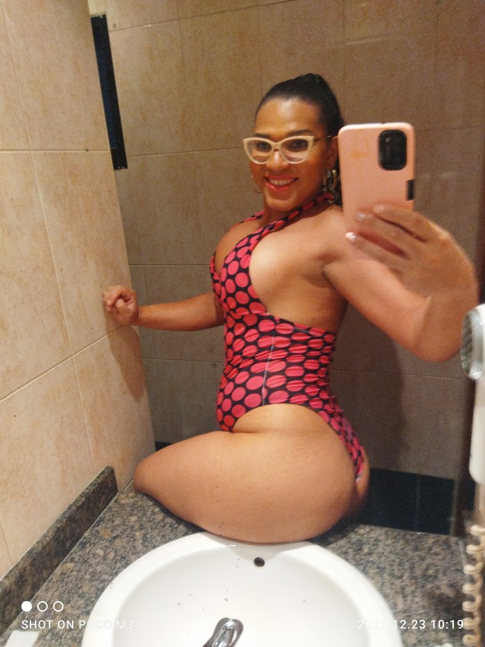 Trans latina en BCN ardiente morbosa disponible ya