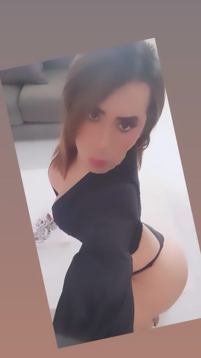 BELLA PERUANA SIN LÍMITES Y MUY ENTRADORA