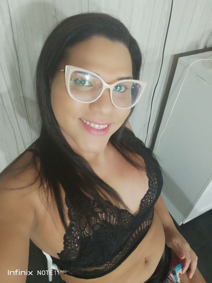 Hermosa trans latina fogosa disponible en BCN