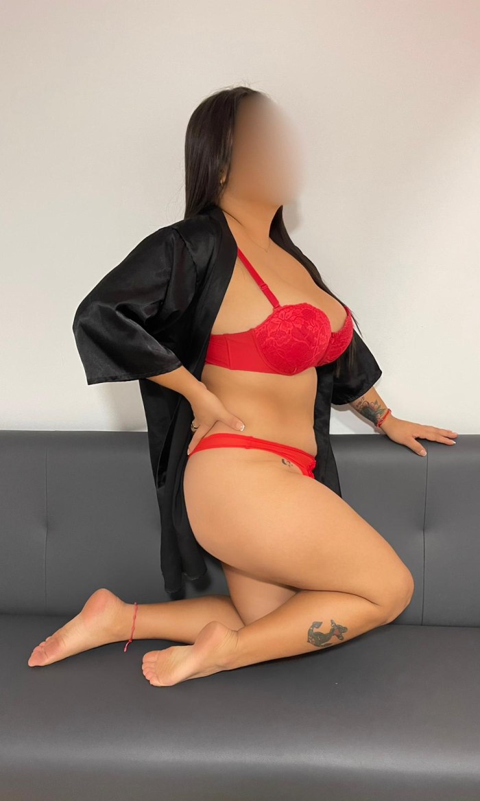 ESCORT CULONA CON GANAS DE FOLLAR SIN LIMITES