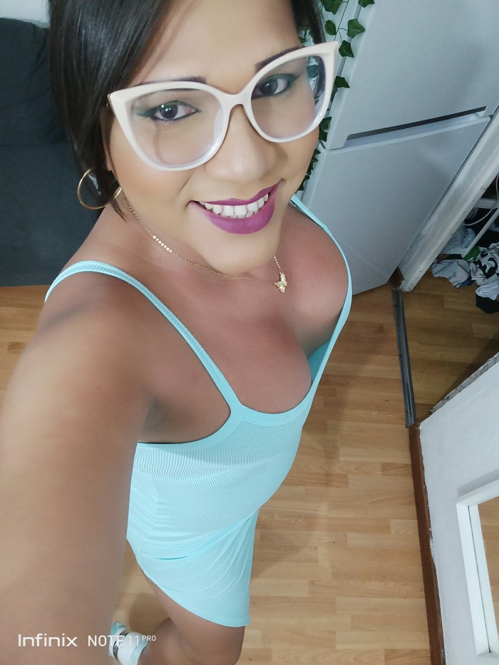 Trans latina caliente morbosa disponible en BCN