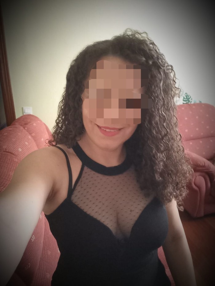 rafaela quiere divertirse contigo y sus amigas