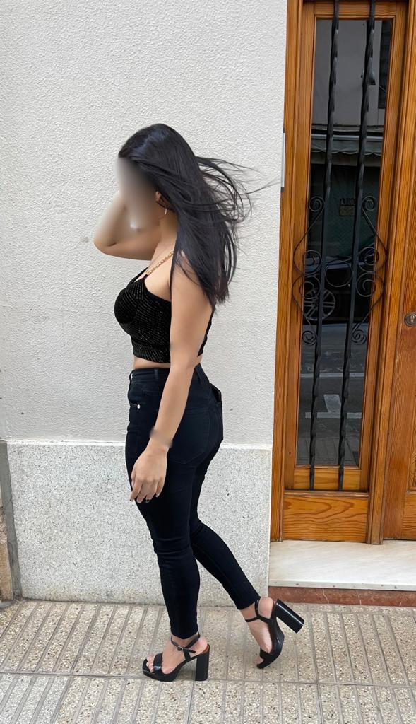 GRUPO DE AMIGAS JOVENCITAS MUY GOLOSAS