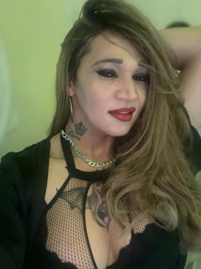 Diabla, Hermosa Chica Trans Discreta y Muy Femenin