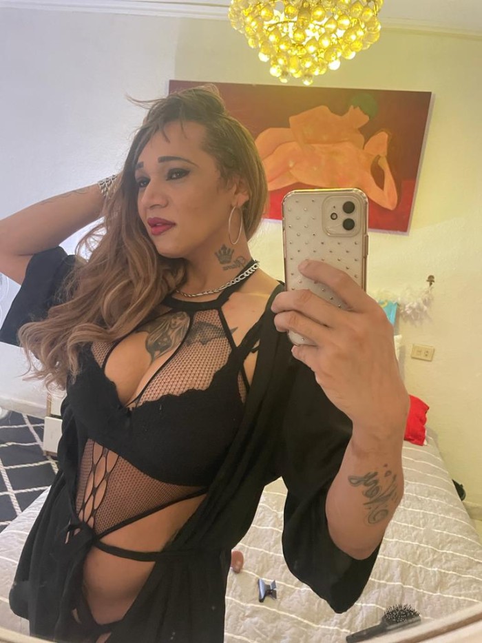 Diabla, Hermosa Chica Trans Discreta y Muy Femenin