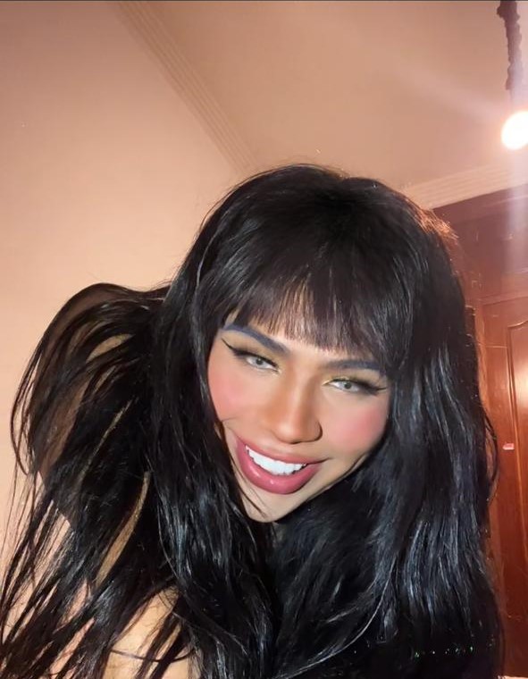 TRANS EN HUELVA CENTRO UNA JOVEN VENEZOLANA C