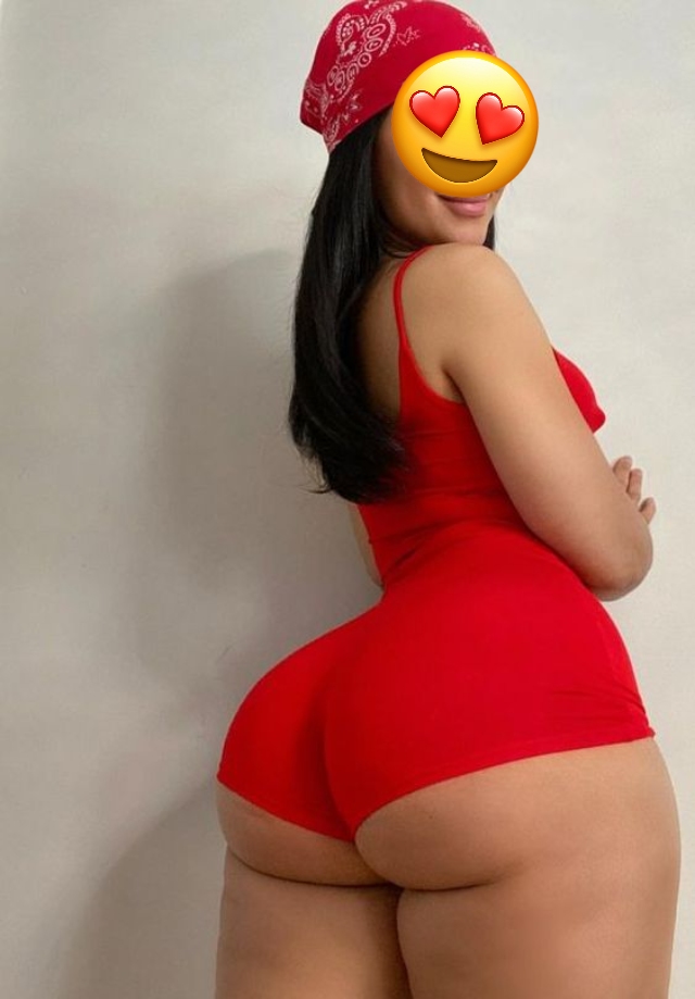 Daniela Novedad en Calahorra Una chica Completisim