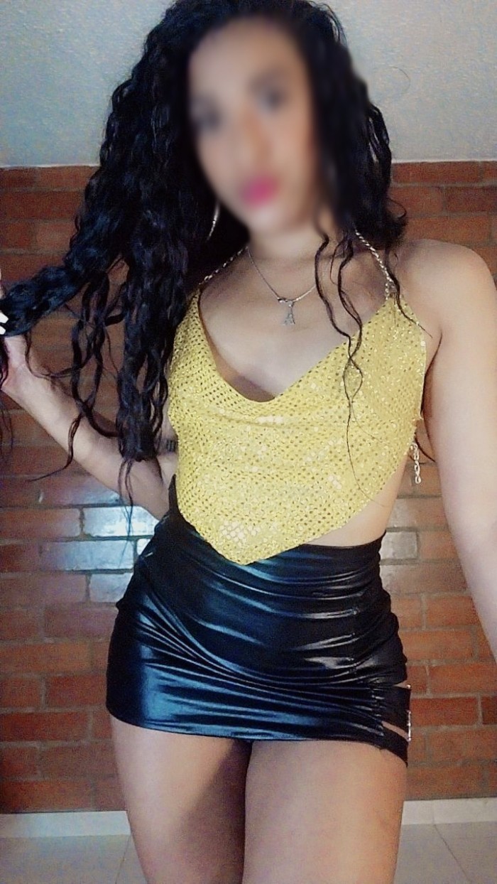 VENEZOLANA NUEVA EN SEVILLA 610116140