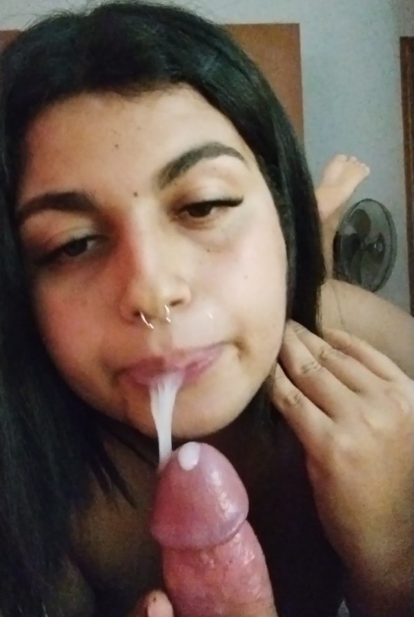 Nueva Chica TRANS . Dame tu leche  en mi bocita