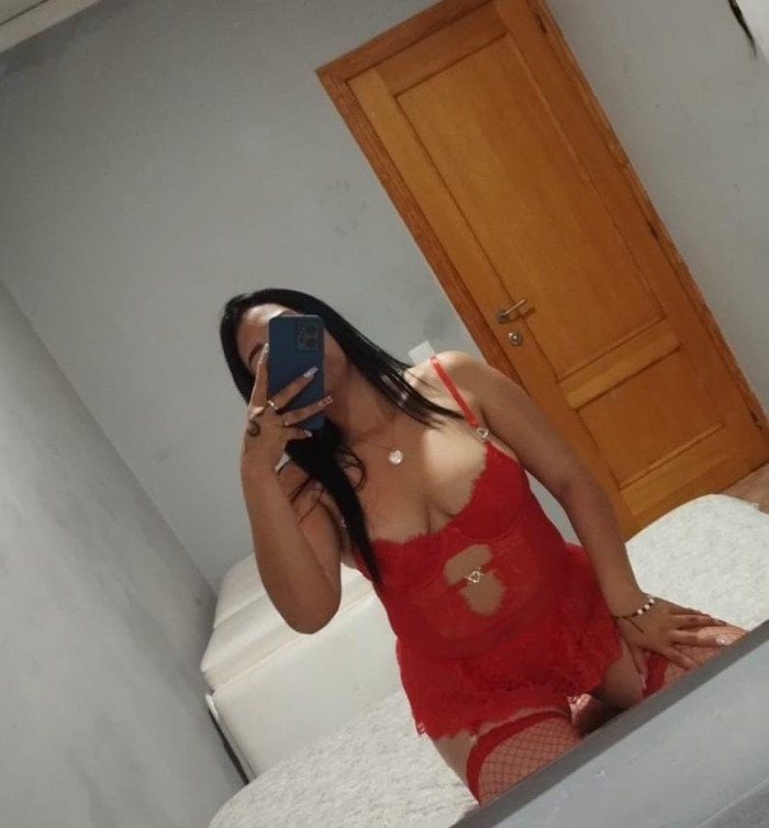 SOY ORIANA UNA JOVENCITA ADICTA AL SEXO