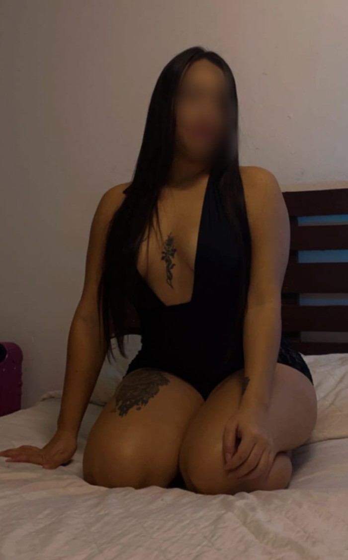 Colombianita cachonda 24h disponible