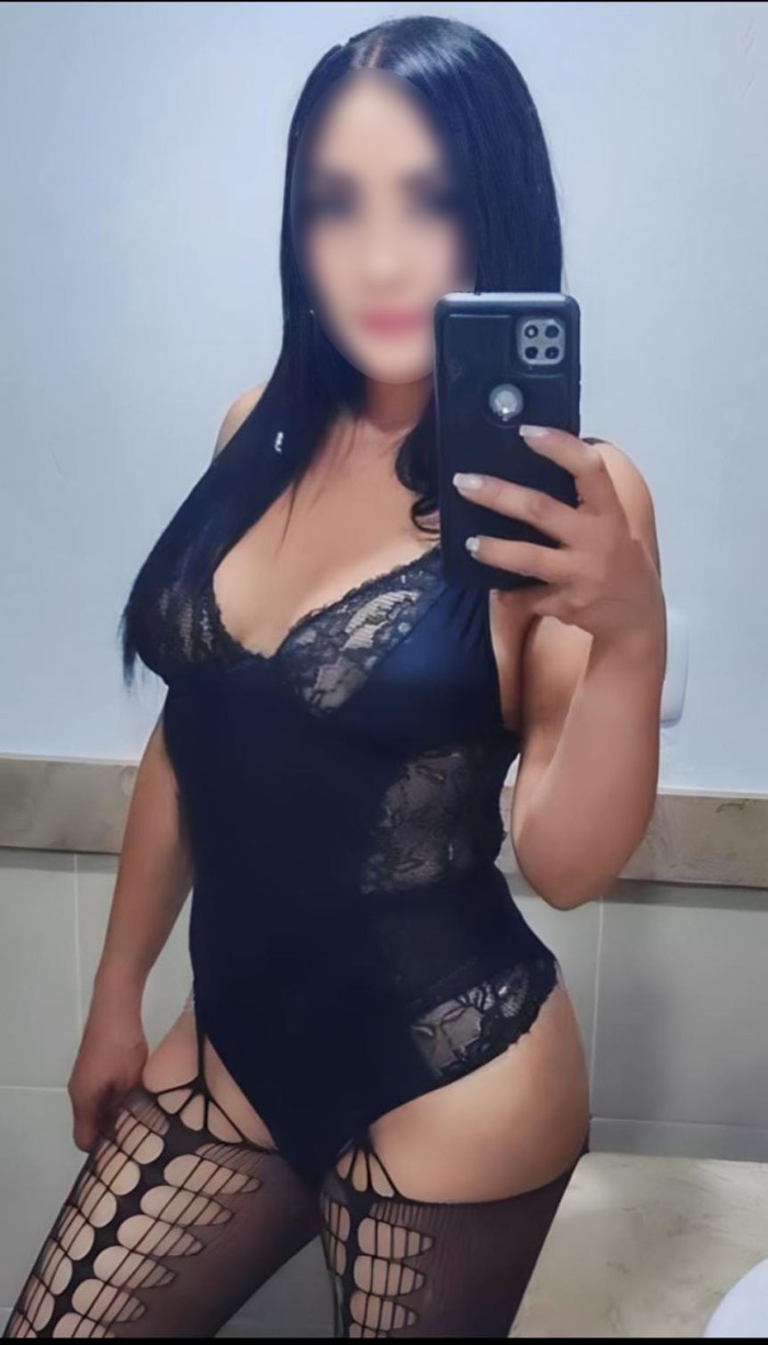 Colombiana paisa y ardiente