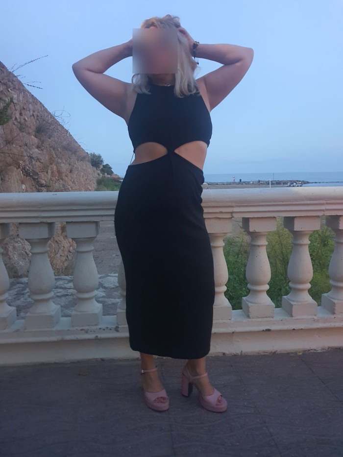 Rubia Hotwife para empotradores