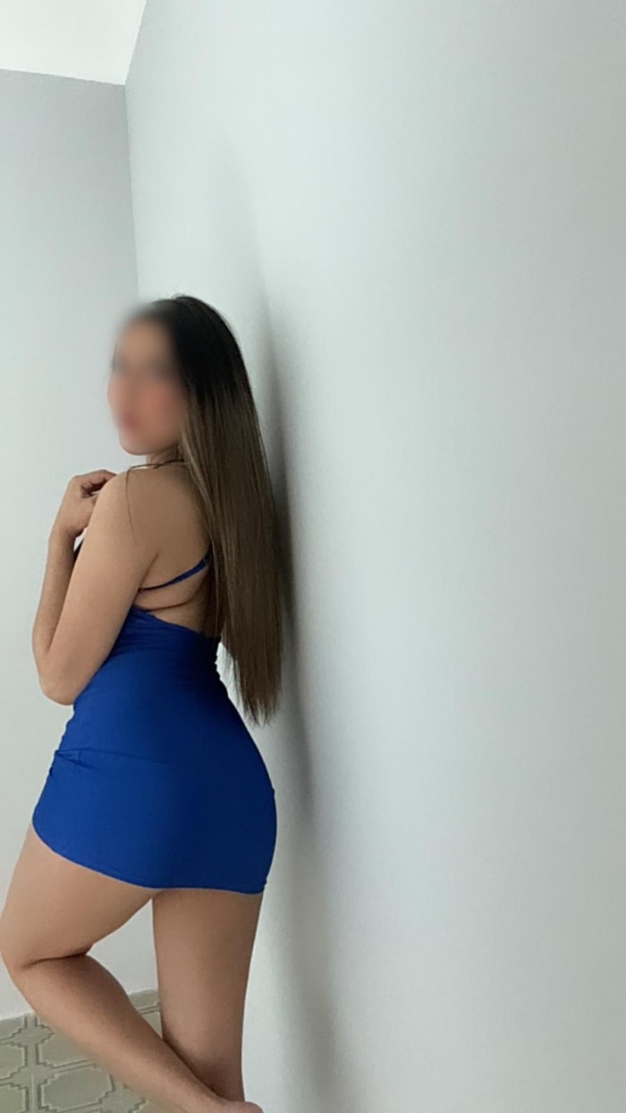 un bombon con figura de modelo