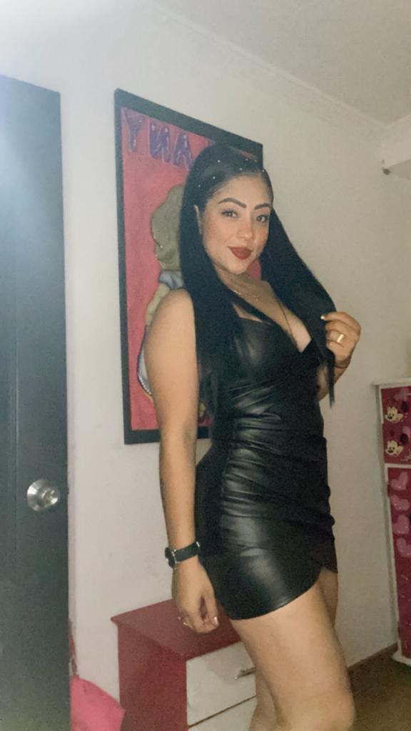 JOVEN COLOMBIANA CON GANAS DE HACER AMIGOS