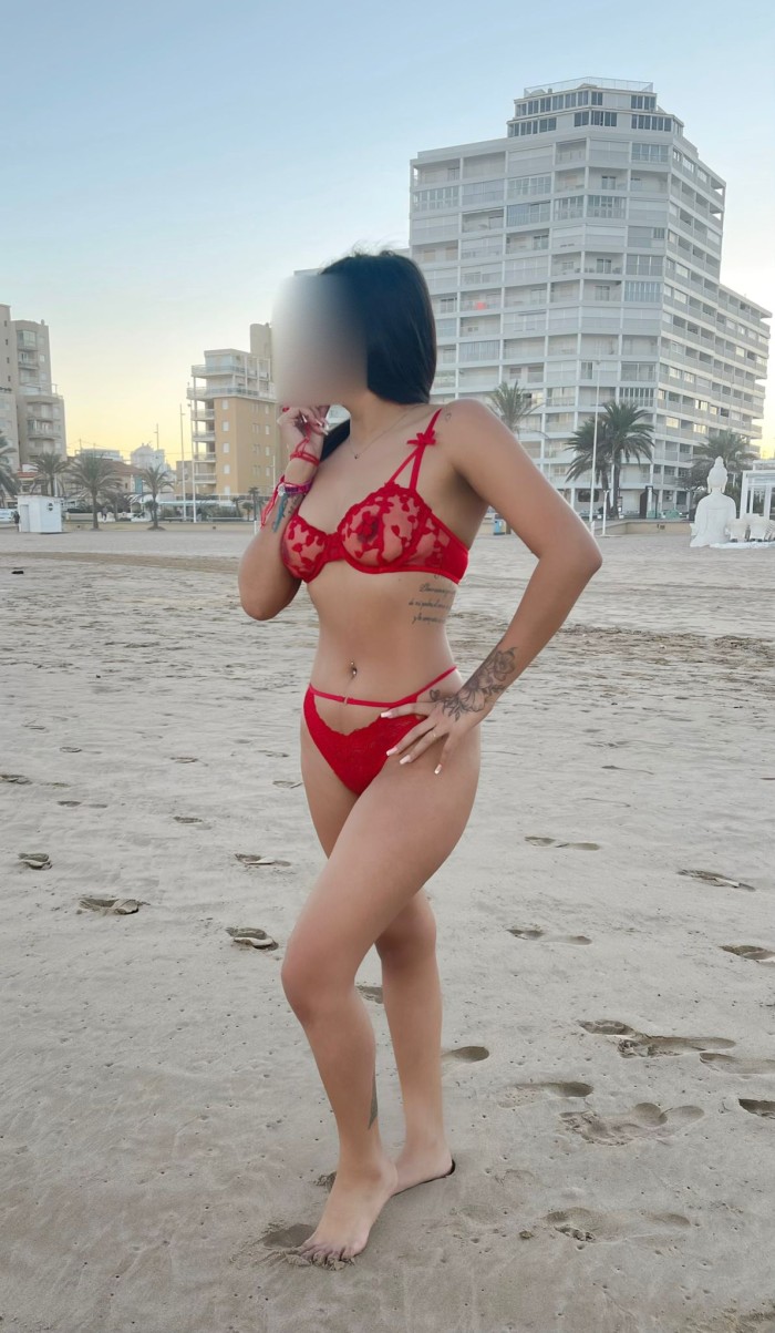 JOVENCITA SENSUAL Y MUY COMPLACIENTE