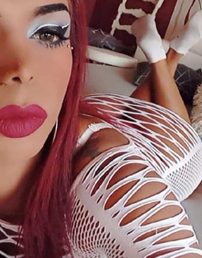 UNA CHICA TRANS PERFECTA PARA TI.!