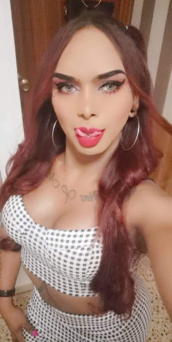 UNA CHICA TRANS PERFECTA PARA TI.!