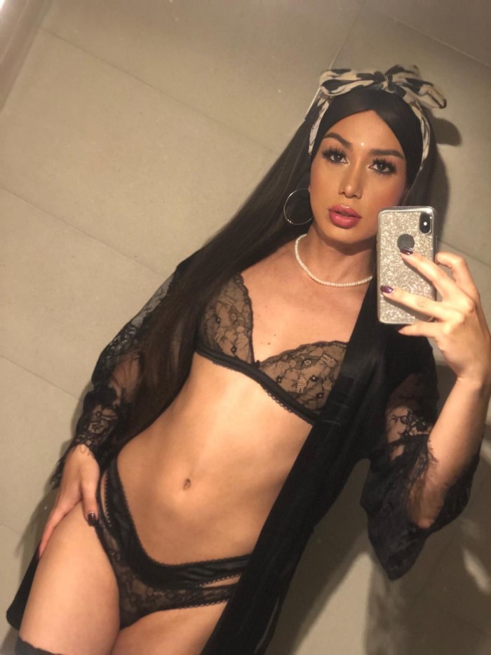 PAULINA MUÑECA REAL TRANS