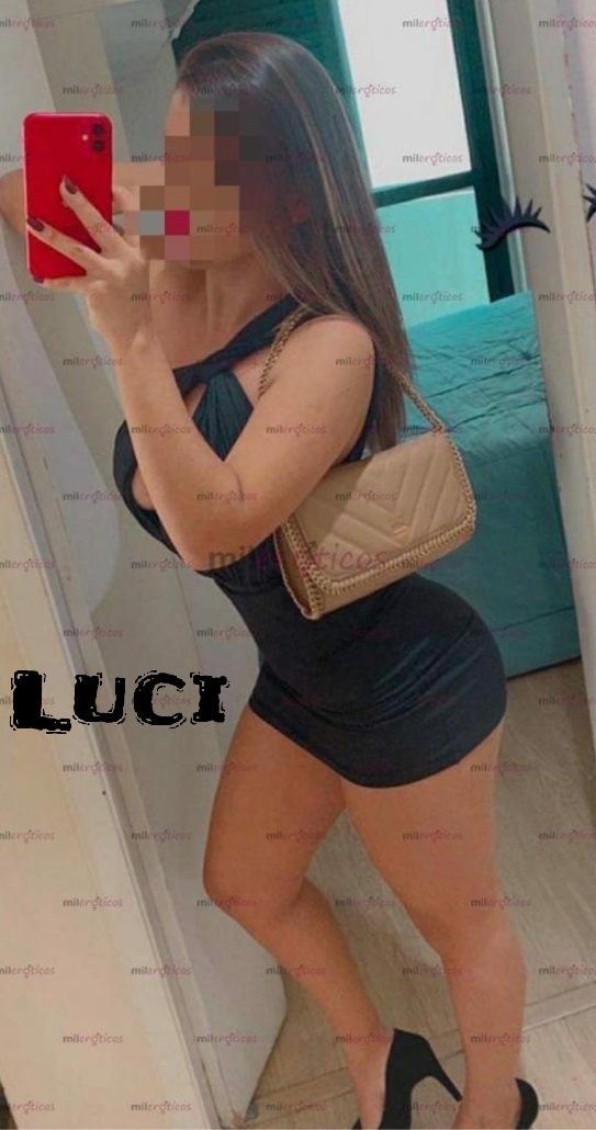 HERMOSA MUÑEQUITA LATINA SOLO SALIDAS