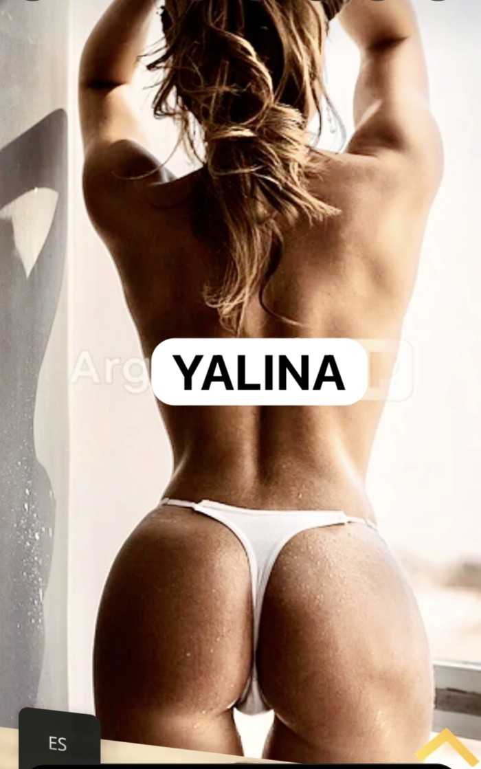 Yalina espectacular rubia exótica mujer