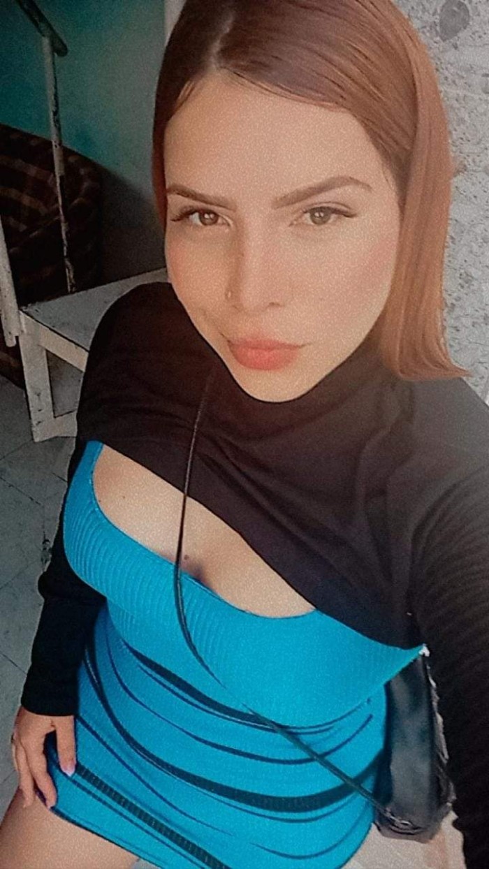 bellas y muy guapa latina