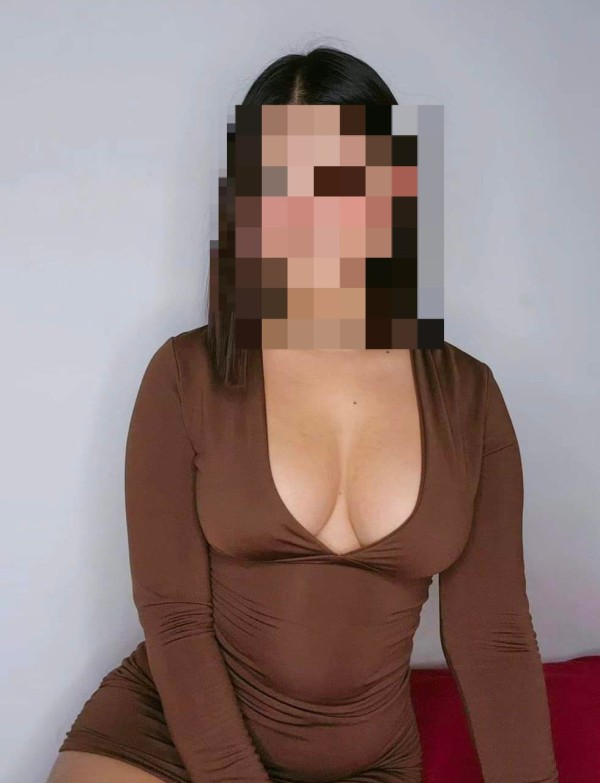 LUISA 38 años EXTROVERTIDA y CARIÑOSA