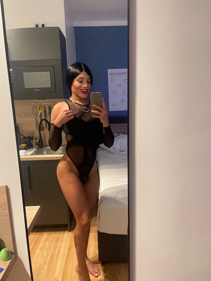 Exótica Trans Latina XXL, NINFOMANA, Fiestera