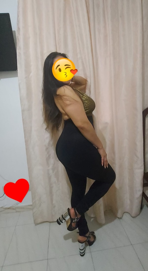 Amigas Colombianas  apasionadas y sensuales