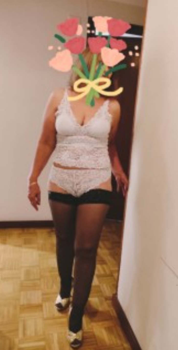 MUJER DISPONIBLES CARIÑOSA TODO TERRENO IMPLICADA