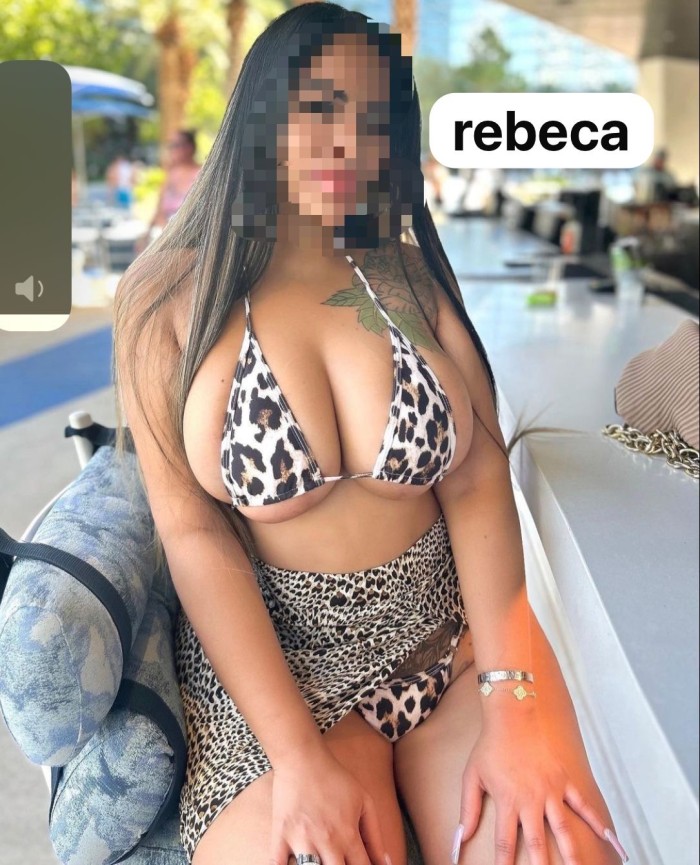 Rebeca latina muy viciosa Salidas 24h