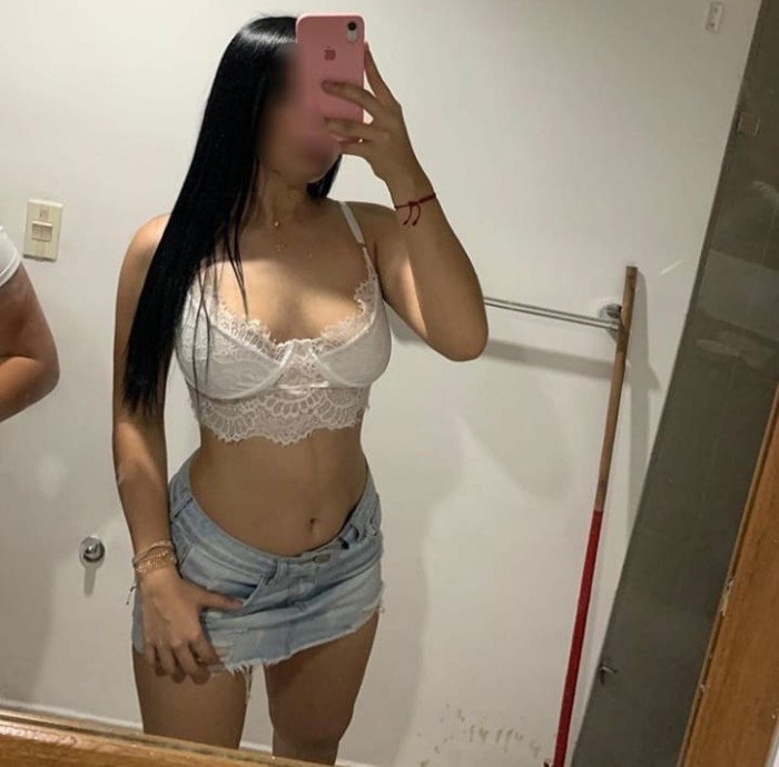 JOVENCITA AMANTE DEL BUEN SEXO